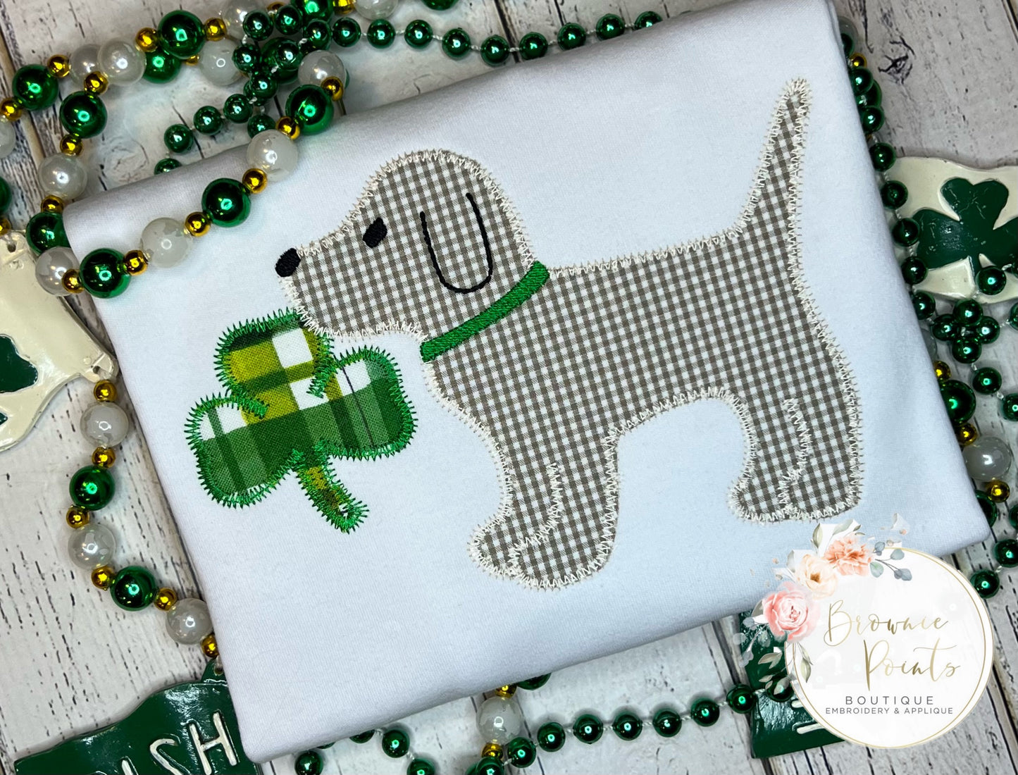 St Patrick’s day puppy appliqué with shamrock