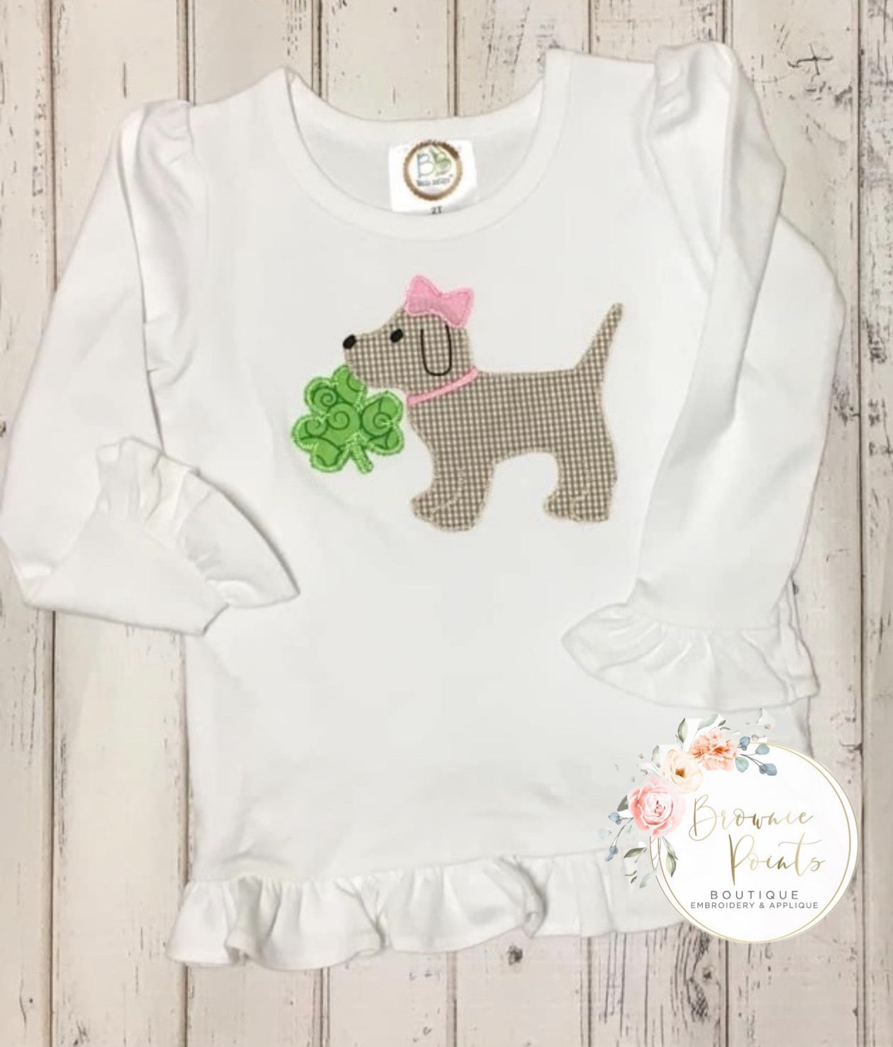 St Patrick’s day puppy appliqué with shamrock and bow