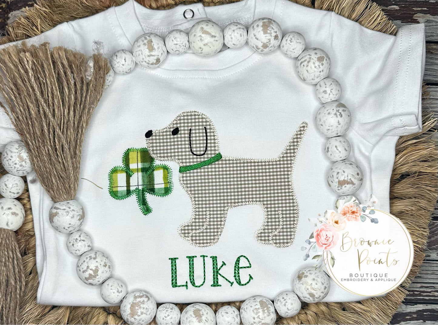 St Patrick’s day puppy appliqué with shamrock